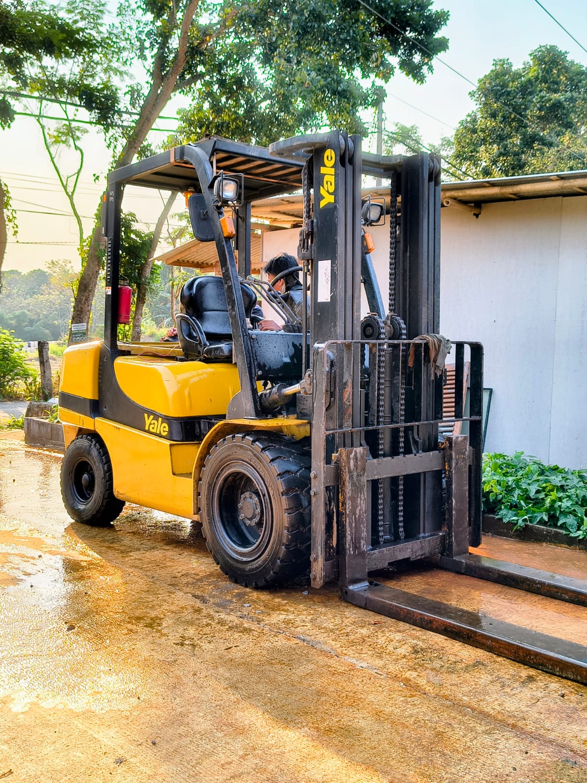 Forklift 3 Ton Tri-Lift